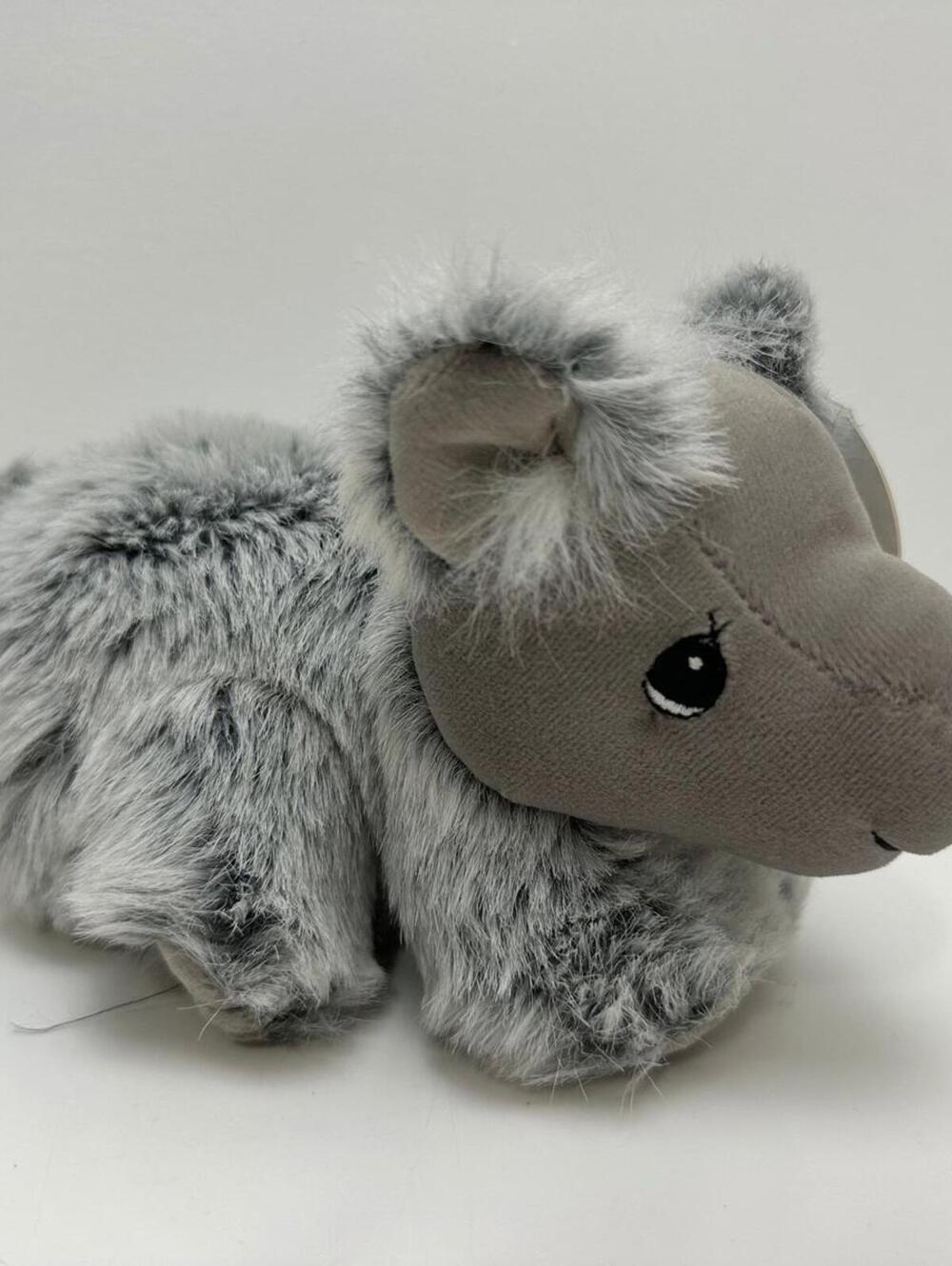 Precious Moments Tender Tails Arctic Chinchilla Plush, Endangered Tails (8 inch)